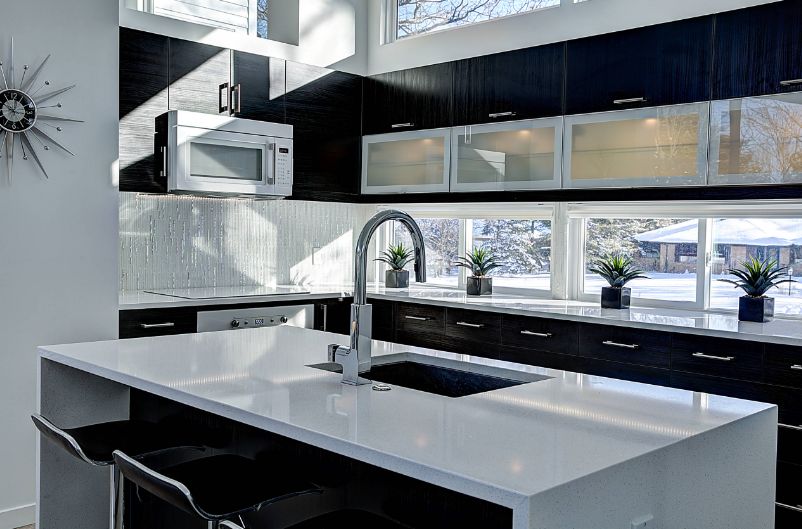 minimalist kitchen
